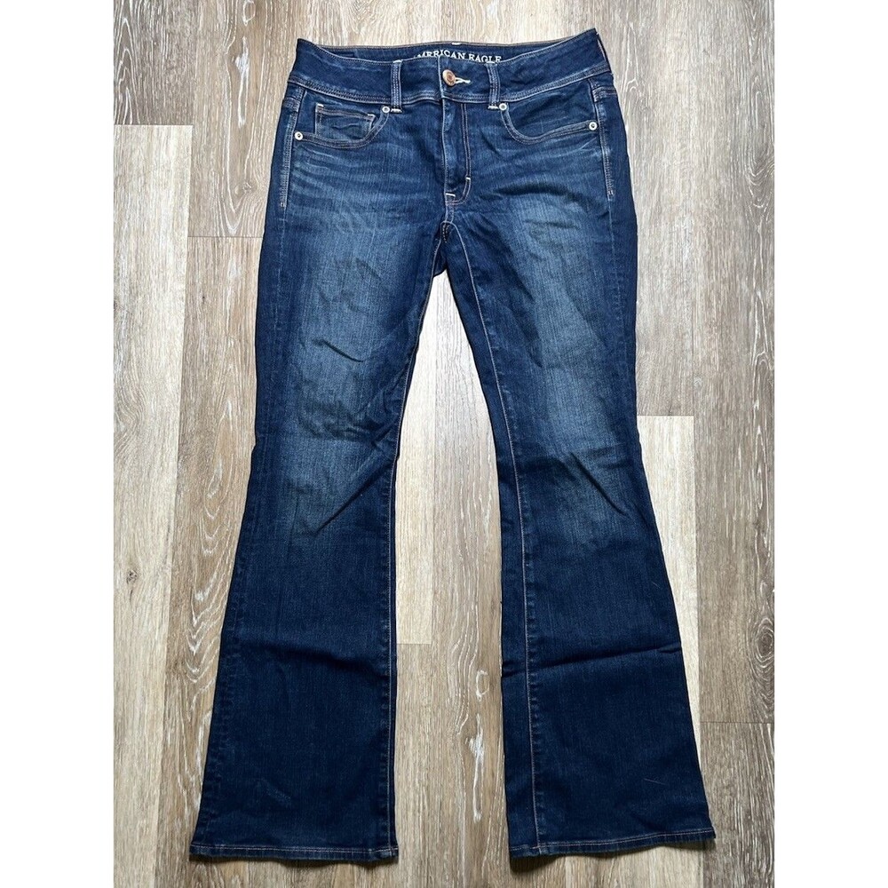 American Eagle Outfitters Women's Size 6 Short Kick Boot Super Stretch Jeans
